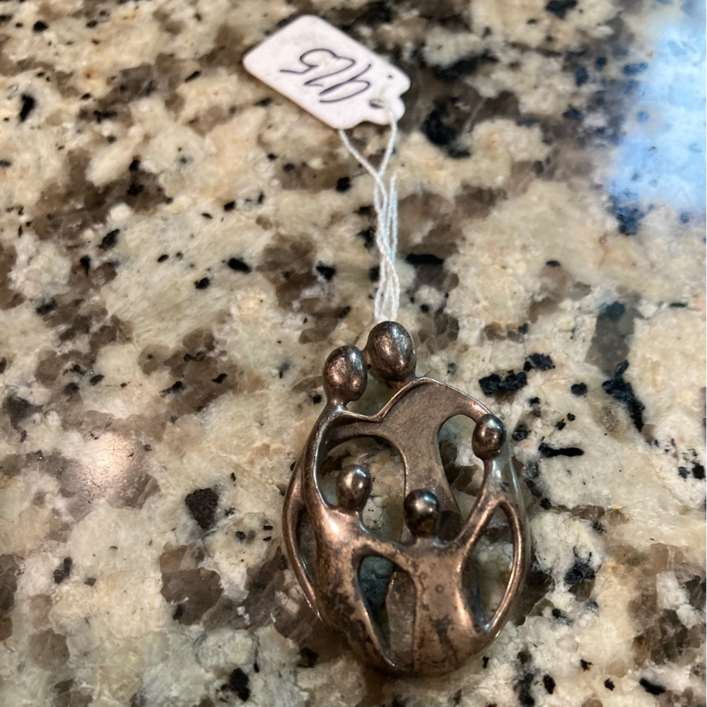 Carolyn Pollack sterling silver gold plated family pendant with 3 children